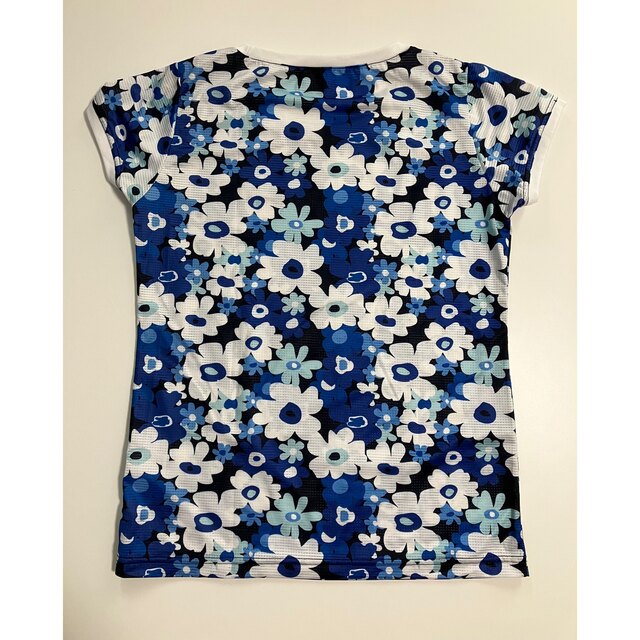 Babolat(バボラ)のバボラ Babolat 半袖Tシャツ 大きな花柄 ブルー系 大きめM スポーツ/アウトドアのテニス(ウェア)の商品写真