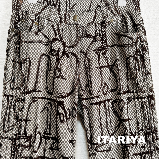伊太利屋(イタリヤ)の【伊太利屋】ITARIYA フロック総柄加工 チェック パンツ レディースのパンツ(カジュアルパンツ)の商品写真