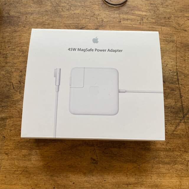 apple 45W MagSafe 2 Power Adapter