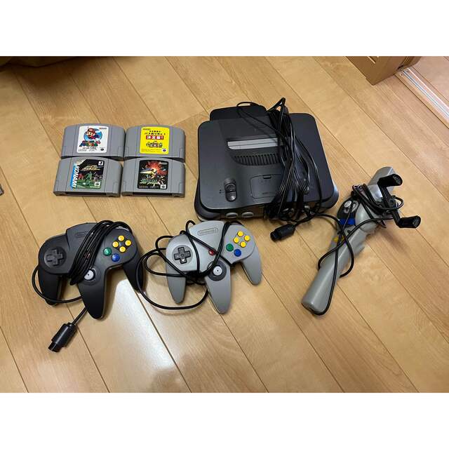 NINTENDO 64(ニンテンドウ64)のNintendo64 ロクヨン エンタメ/ホビーのゲームソフト/ゲーム機本体(家庭用ゲーム機本体)の商品写真