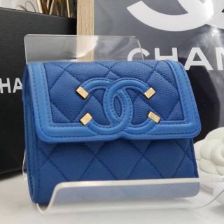 シャネル(CHANEL)の⭐️tenyan様専用⭐️ シャネル　フィリグリー  キャビアスキン 折り財布(財布)