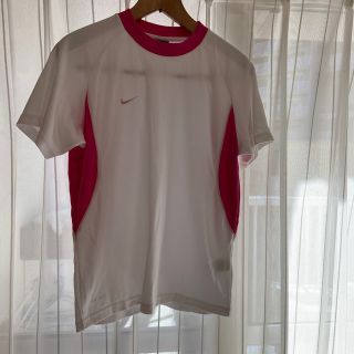 ナイキ(NIKE)のナイキ　スポーツTシャツ　白　ピンク　L(ウェア)