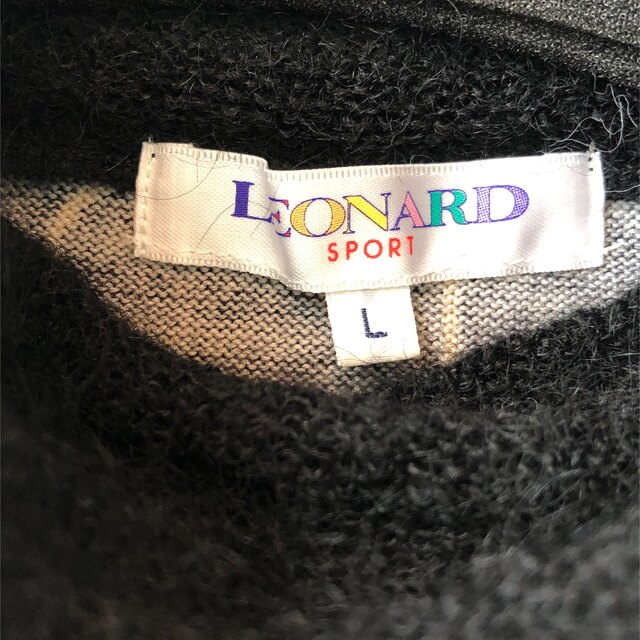 LEONARD(レオナール)のLEONARD SPORT ニット レディースのトップス(ニット/セーター)の商品写真