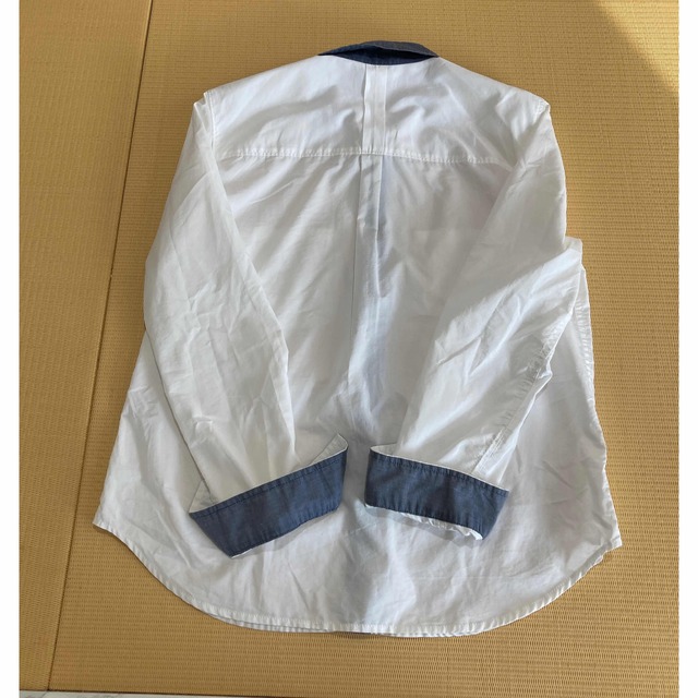 GAP(ギャップ)のGAP ギャップ　長袖シャツ　白　M レディースのトップス(シャツ/ブラウス(長袖/七分))の商品写真