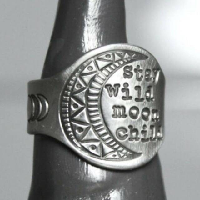 【SALE】リング メンズ シルバー ヴィンテージ 天使 月 指輪 20号 レディースのアクセサリー(リング(指輪))の商品写真