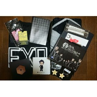 エクソ(EXO)の最終値下げ！ EXO  バスタオル Tシャツ DVD  他グッズセット(アイドルグッズ)