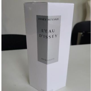 イッセイミヤケ(ISSEY MIYAKE)の新品未開封イッセイミヤケ　ロードゥイッセイオードトワレ50ml(香水(女性用))