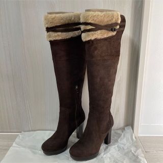 アグ(UGG)のお値下げ　ロングブーツ　UGG(ブーツ)