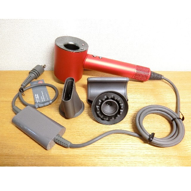 品質満点! 【最新モデル・新品】dyson tmgghana.com ヘアドライヤー