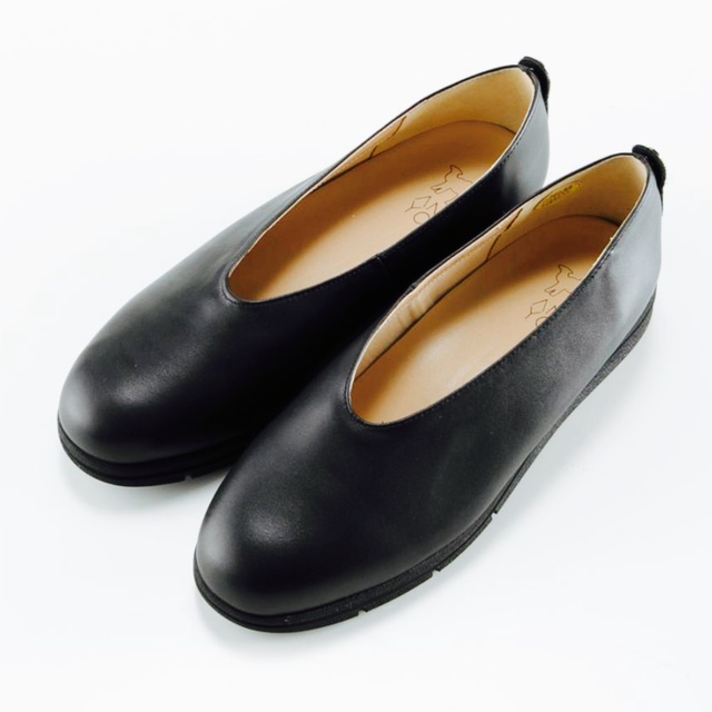 ANYO(エーエヌワイオー)のフラットシューズ 美品  23.5cm  レディースの靴/シューズ(その他)の商品写真