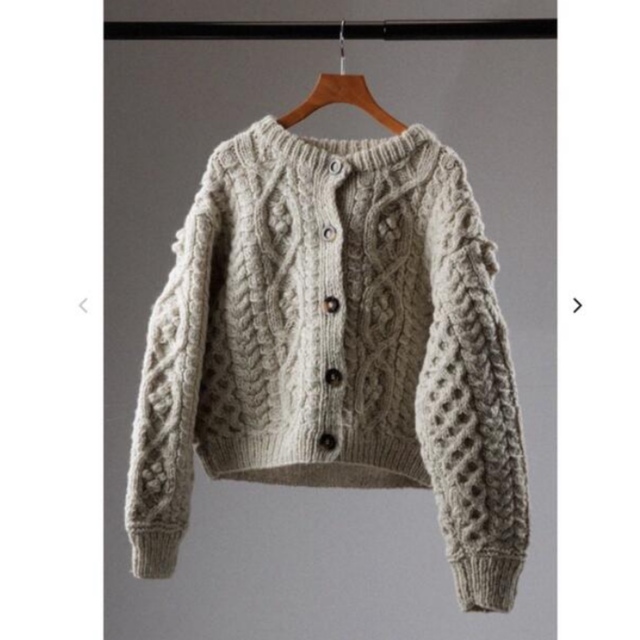 T . Japan　hand knit cardigan 完売