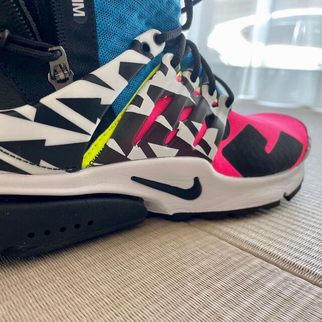 AirPresto Mid Acronym Racer Pink メンズの靴/シューズ(スニーカー)の商品写真