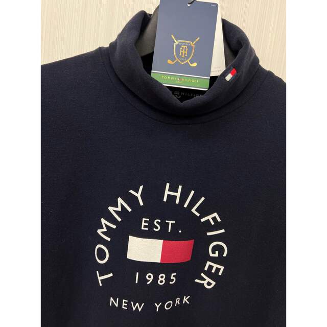 TOMMY HILFIGER(トミーヒルフィガー)の今季モデル！トミーヒルフィガー サークルロゴ ハイネック長袖シャツ　M スポーツ/アウトドアのゴルフ(ウエア)の商品写真