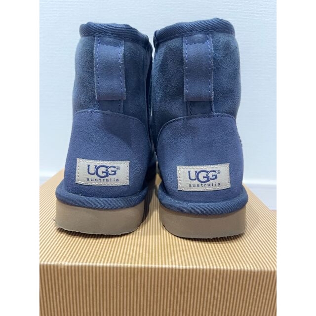 UGG(アグ)のUGGクラシックミニ◆ムートンブーツ◆size24 レディースの靴/シューズ(ブーツ)の商品写真