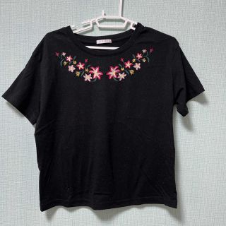 ハニーズ(HONEYS)の刺繍　半袖Tシャツ　黒　Sサイズ(Tシャツ(半袖/袖なし))