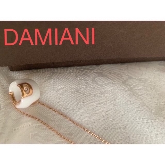 Damiani(ダミアーニ)の【DAMIANI】28万7100✩D.ICONホワイトセラミック☆アラモアナ購入 レディースのアクセサリー(ネックレス)の商品写真