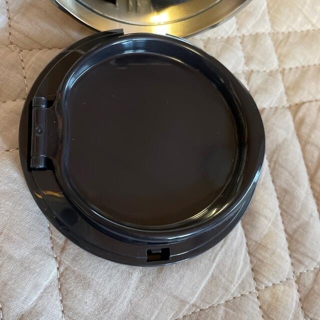 laura mercier(ローラメルシエ)のローラメルシェ　クッションファンデ コスメ/美容のベースメイク/化粧品(ファンデーション)の商品写真