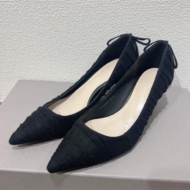 ランダ　パンプス　チュール　ブラック レディースの靴/シューズ(ハイヒール/パンプス)の商品写真