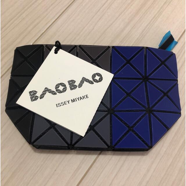 BaoBaoIsseyMiyake(バオバオイッセイミヤケ)のBAOBAO ポーチ　ISSEYMIYAKE レディースのファッション小物(ポーチ)の商品写真