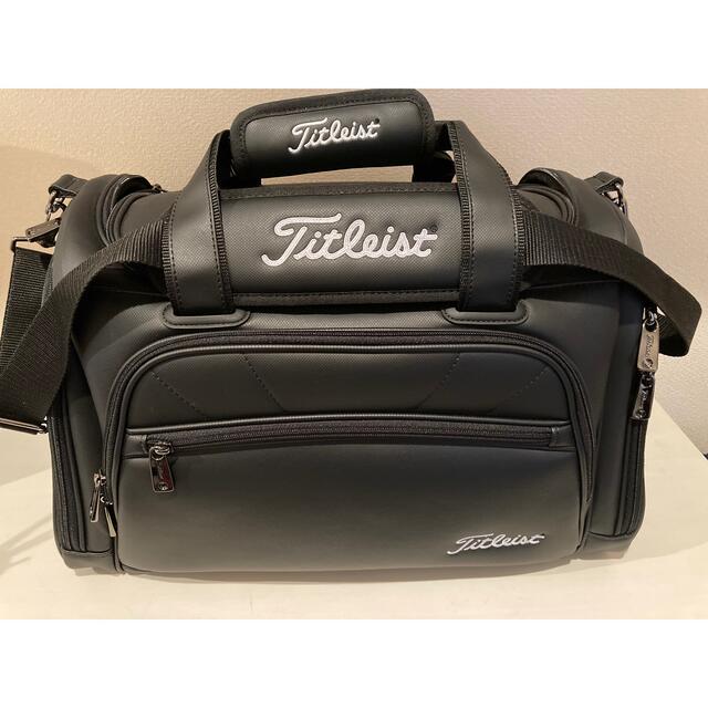 Titleist(タイトリスト)のタイトリスト　シューズ入れ付きボストンバッグ スポーツ/アウトドアのゴルフ(バッグ)の商品写真