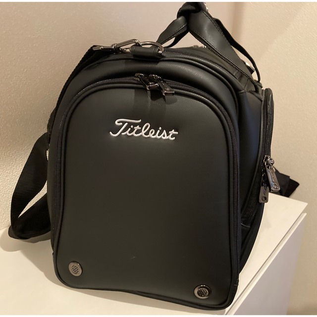 Titleist(タイトリスト)のタイトリスト　シューズ入れ付きボストンバッグ スポーツ/アウトドアのゴルフ(バッグ)の商品写真