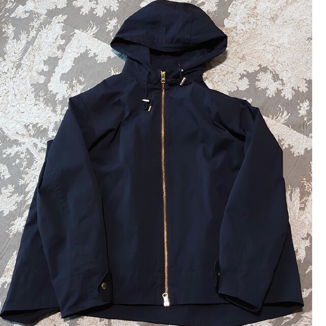 SHIPS(シップス)のSHIPS 22AW LIMONTA EASTストレッチマウンテンパーカー　黒 レディースのジャケット/アウター(ブルゾン)の商品写真