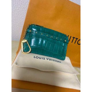 ルイヴィトン(LOUIS VUITTON)の【クロコダイル】ルイヴィトンコインケースキーリング付きポシェット グリーン(コインケース/小銭入れ)