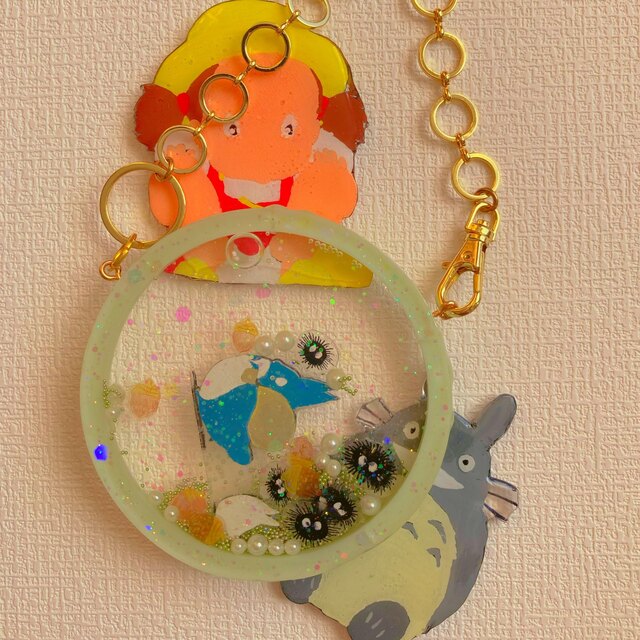 となりのトトロ シャカシャカキーホルダーの通販 by mom's shop となりのトトロ シャカシャカキーホルダーの通販 by mom's shop