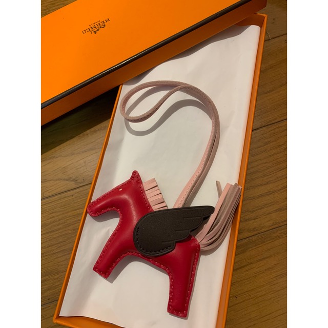 高品質 Hermes - 美品 エルメス ペガサス PM チャーム - www.klclutch.com