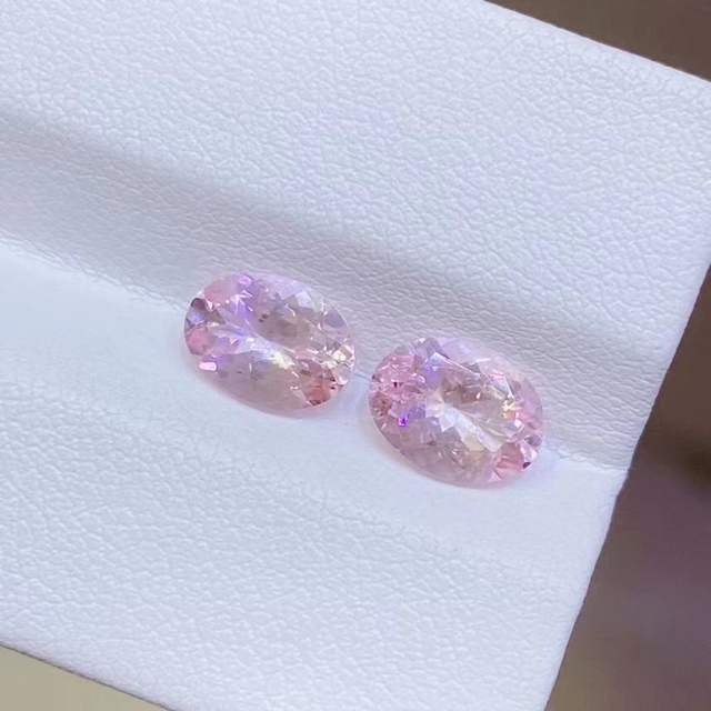 ⭐天然モルガナイト  ルース 2.3ct