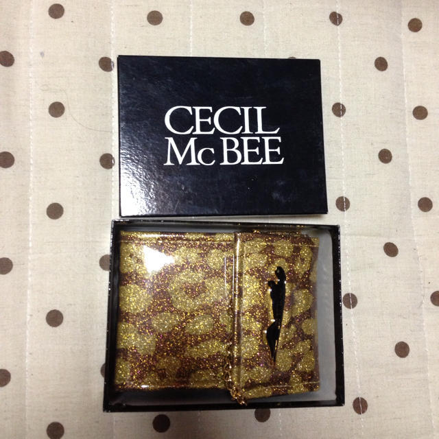 CECIL McBEE(セシルマクビー)の新品＊セシルマクビーポーチ レディースのファッション小物(ポーチ)の商品写真