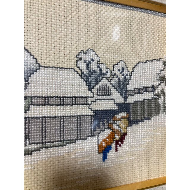 ビオレー　刺しゅうセット　刺繍　高級額縁 富士　ガラス画　木製　雪の村 エンタメ/ホビーのアート用品(絵画額縁)の商品写真