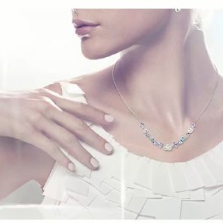 スワロフスキー(SWAROVSKI)のスワロフスキー　ネックレス(ネックレス)