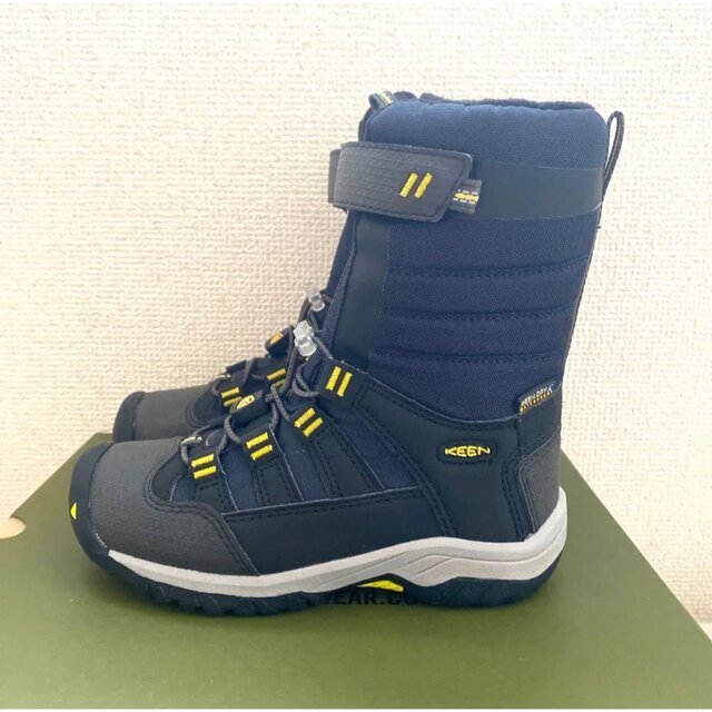 KEEN(キーン)の新品！未使用！18.5cm☆KEEN☆ブーツ キッズ/ベビー/マタニティのキッズ靴/シューズ(15cm~)(ブーツ)の商品写真