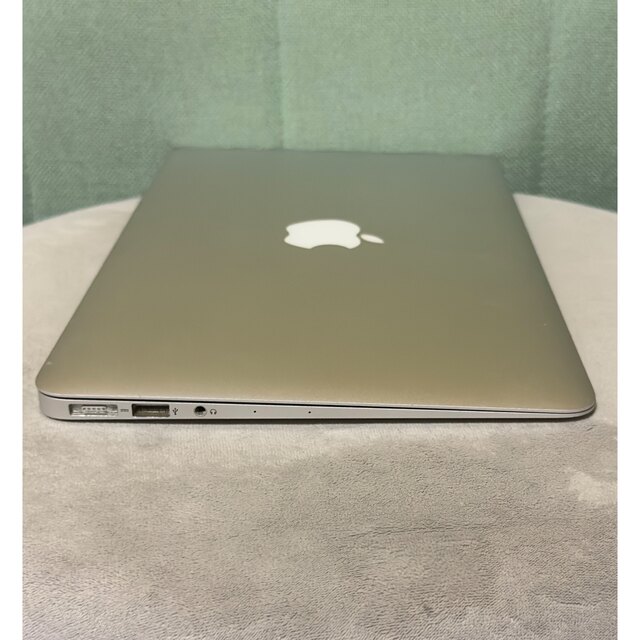 Mac (Apple)(マック)のMacBook Air 11インチ i5 4GB 128GB early2015 スマホ/家電/カメラのPC/タブレット(ノートPC)の商品写真