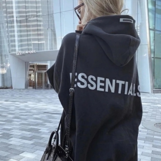 essential パーカー 1