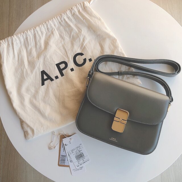 【専用】新品A.P.C. アーペーセーSAC GRACE SMALL21PCショルダーバッグ