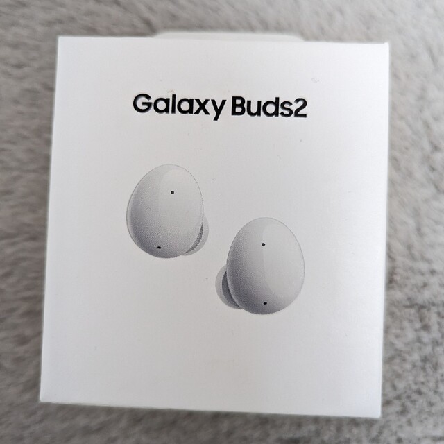 新品未使用未開封　超没入型ワイヤレスイヤホン Galaxy Buds2 ホワイトワイヤレスイヤホン