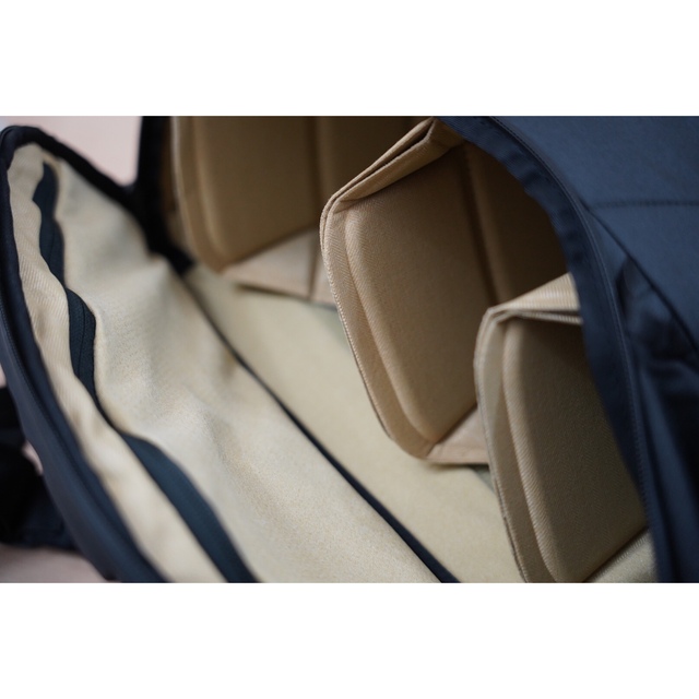 【最終値下げ】PeakDesign ピークデザイン エブリデイバックパック30L メンズのバッグ(バッグパック/リュック)の商品写真