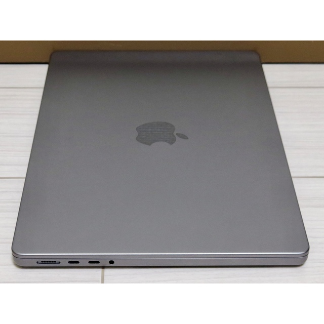 Mac (Apple)(マック)のM1Max MacBookPro 14 メモリ64GB SSD1TB USキー スマホ/家電/カメラのPC/タブレット(ノートPC)の商品写真