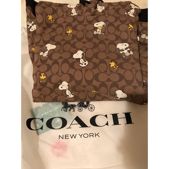 COACH(コーチ)のコーチ⭐️スヌーピーパーカーノベルティー付 メンズのトップス(パーカー)の商品写真