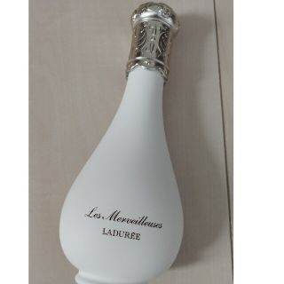 レメルヴェイユーズラデュレ(Les Merveilleuses LADUREE)の値下げ!新品♡ラデュレ(クレンジング/メイク落とし)