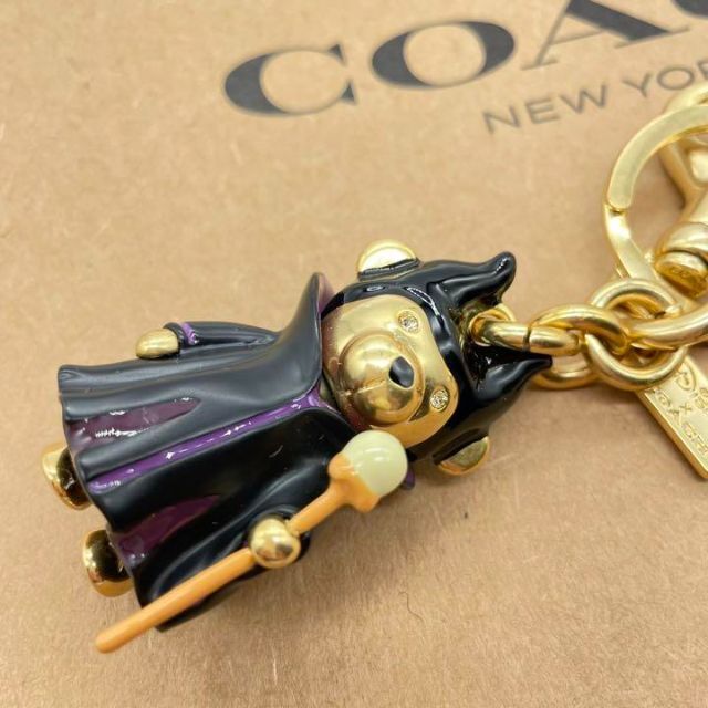 【新品未使用】コーチ ヴィランズ ディズニー チャーム ベア マレフィセント