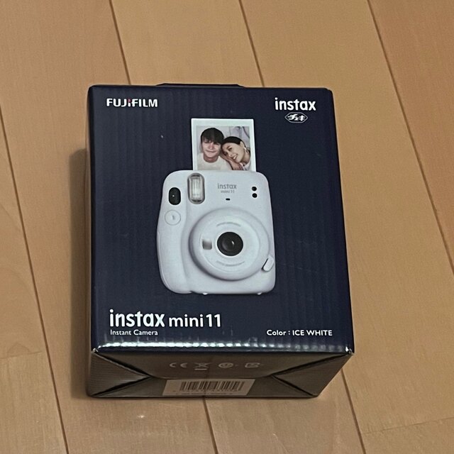 instax mini11 チェキ ホワイト  未開封！スマホ/家電/カメラ