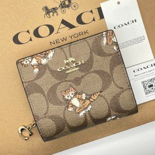 コーチ(COACH)の新品未使用　コーチ  折り財布　子猫　ダンシングキャット(財布)