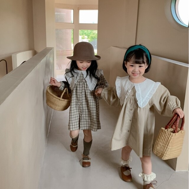 ビッグフリル襟　チェックワンピース　韓国子供服　キッズ　110 キッズ/ベビー/マタニティのキッズ服女の子用(90cm~)(ワンピース)の商品写真