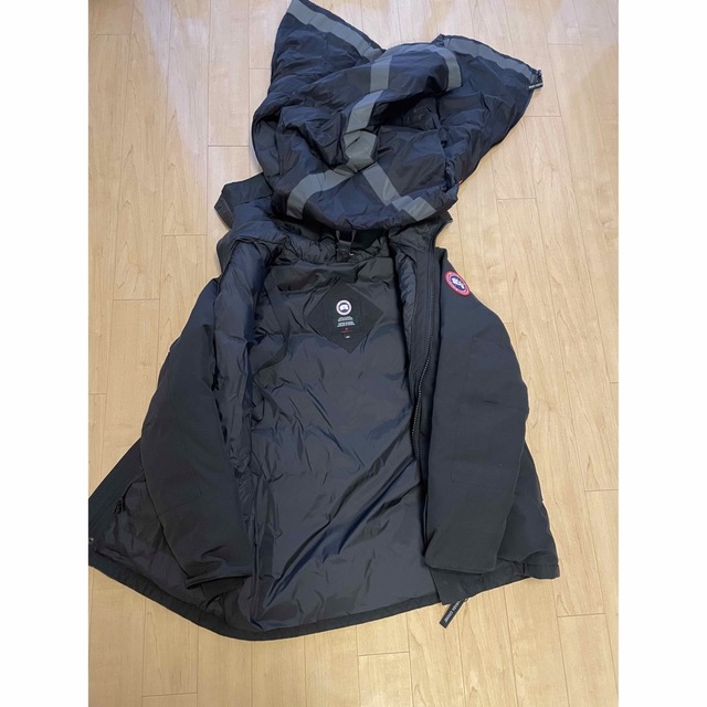 CANADA GOOSE(カナダグース)のカナダグース CANADA GOOSE ガリバルディパーカ 5817M Mサイズ メンズのジャケット/アウター(ダウンジャケット)の商品写真