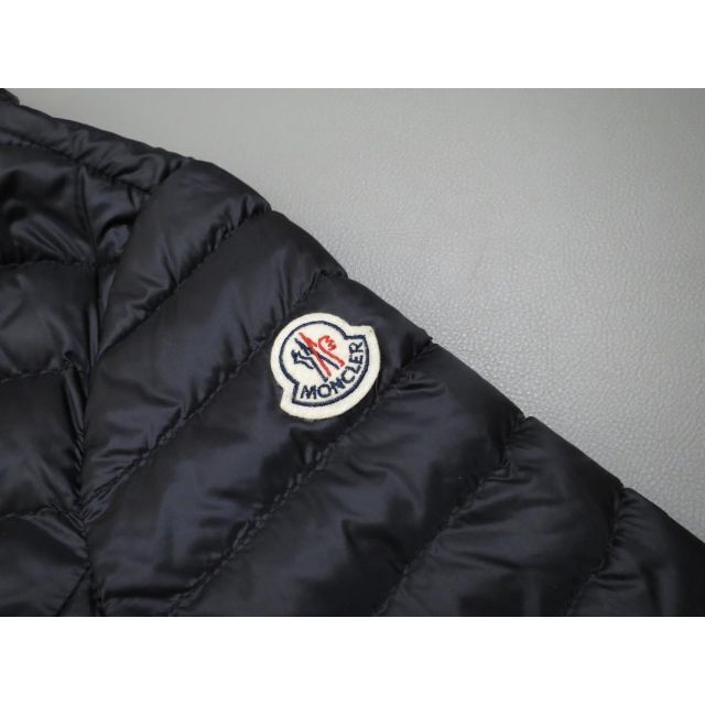 MONCLER(モンクレール)の美品 モンクレール AGATE 1サイズ DISTタグ 海外正規品 レディースのジャケット/アウター(ダウンジャケット)の商品写真