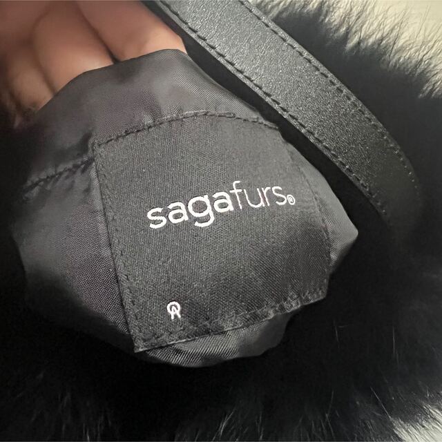 Sagaform(サガフォルム)のSAGA FURS サガファーズ 極美品　FOXファーハンドバッグ レディースのバッグ(ハンドバッグ)の商品写真