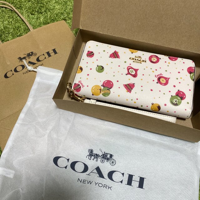 新品未使用 COACH長財布オーナメントプリント | svetinikole.gov.mk